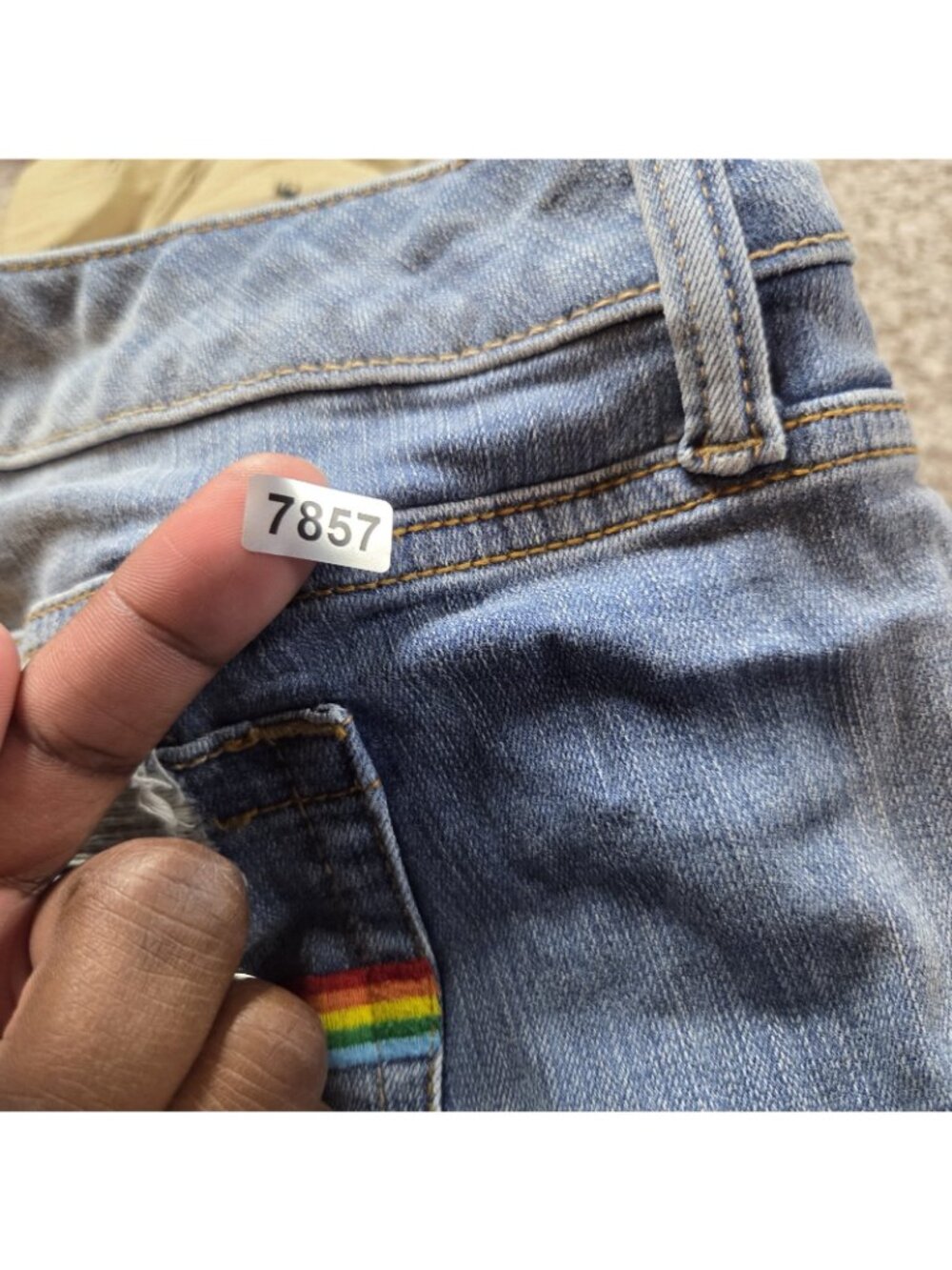Torrid Shorts Womens 16 Dark Wash Denim Blue Jean Pride Embroidered - Picture 6 of 6
